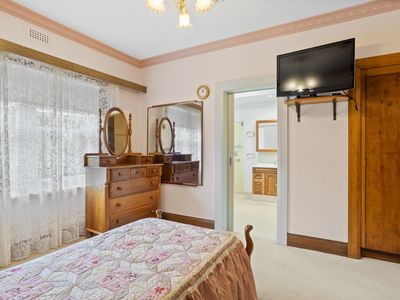 97 Cascade Road, South Hobart