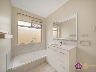 11 Starlet Court, Maddington