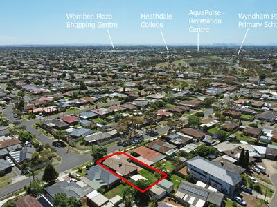 77 Tamarind Crescent, Werribee