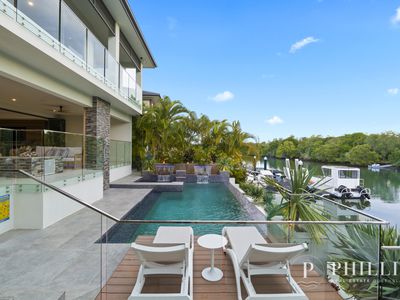 2515 Cressbrook Drive , Hope Island
