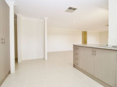 24 Almond Avenue , Shoalwater