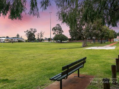 8 Woodchester Place, Nollamara