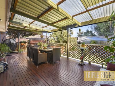 2 Thomas Court, Hallam