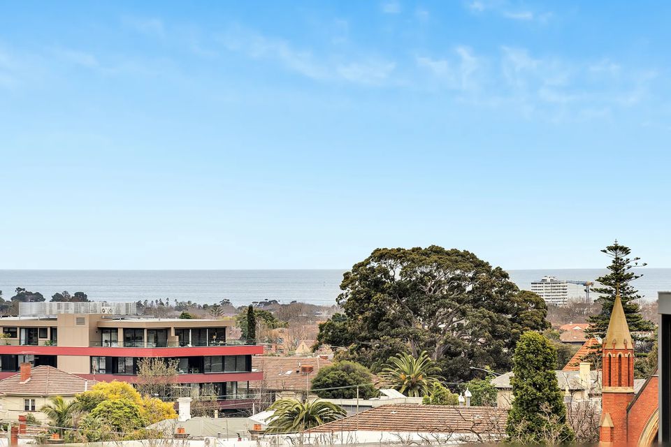 704 / 8C Evergreen Mews, Armadale