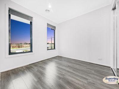 16 Moylan Drive, Rockbank