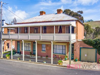 8 Belubula Street, Carcoar