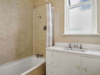 175 Carroll Street, Dunedin Central