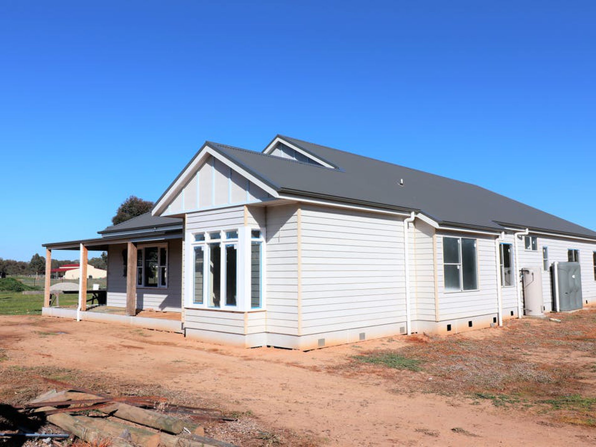 12 Farrah Place, Avenel