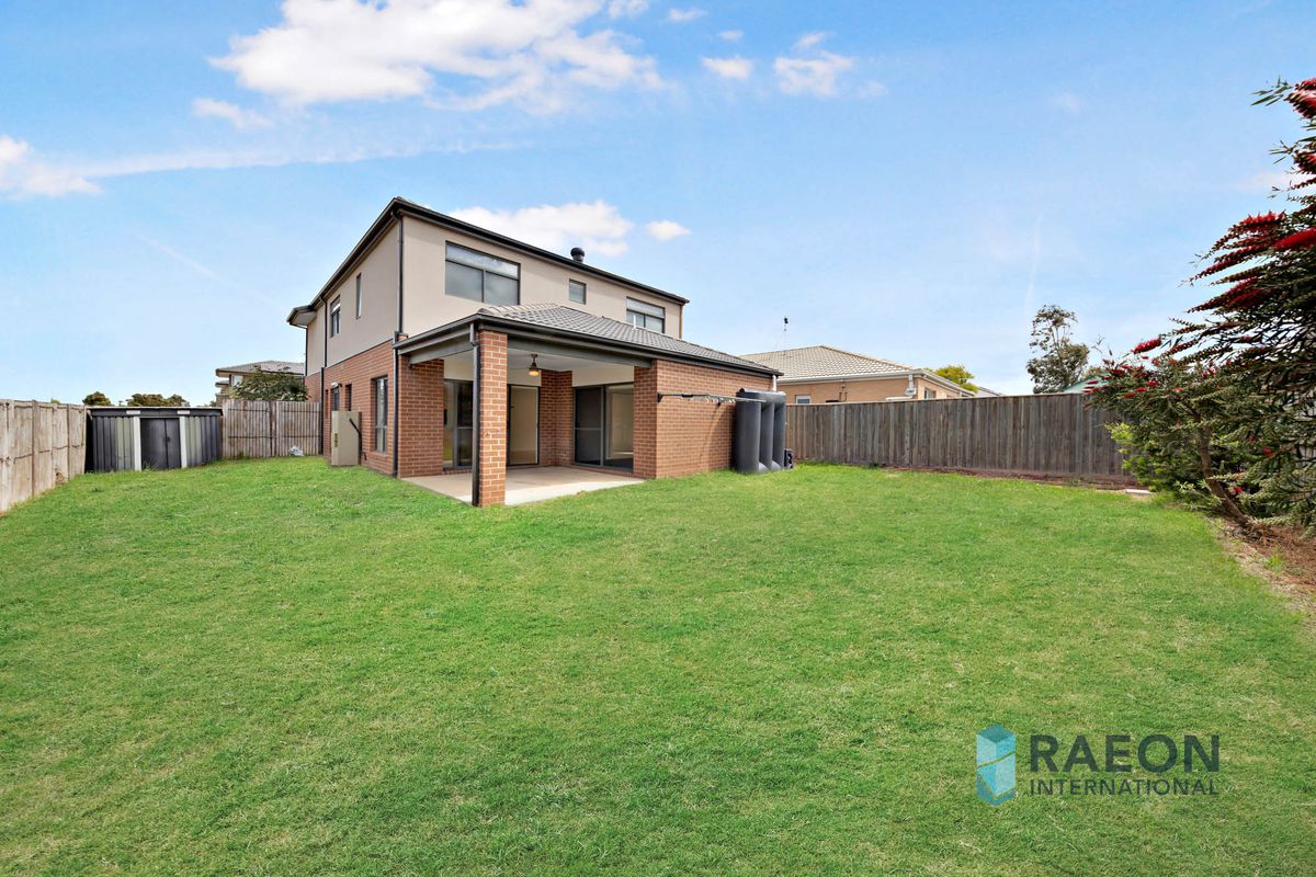 2 Hayward Street, Point Cook
