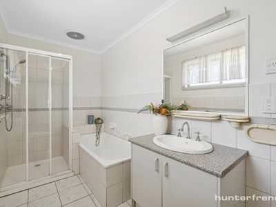 10 Oakes Court, Altona Meadows