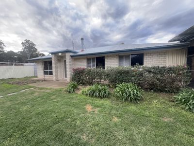 16 Malar Crescent, Booie