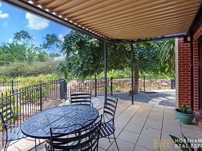 1 Rushbrook Close, Horsham