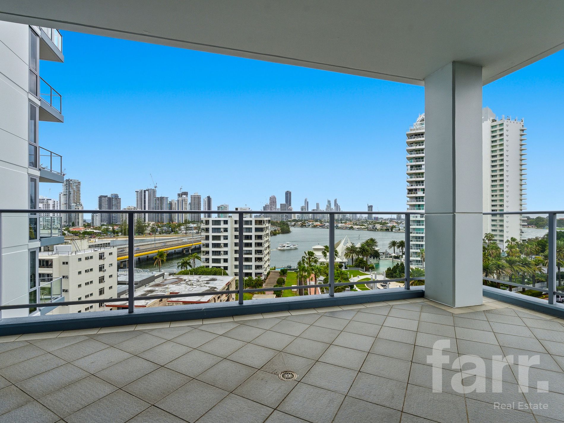 1101 / 4 Como Crescent, Southport