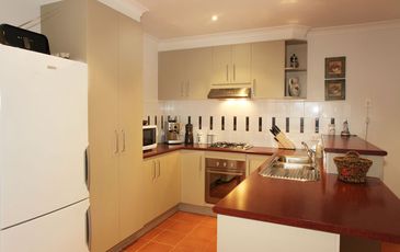78 Fieldstone Boulevard, Beaconsfield