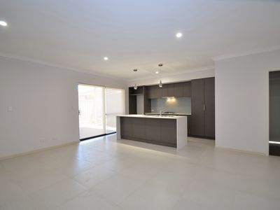 B / 18 Valentine Avenue, Dianella