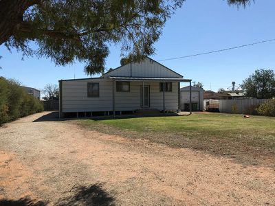 9 Turora Street, Moulamein