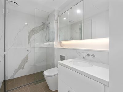 M1202 / 188 Macaulay Road, North Melbourne