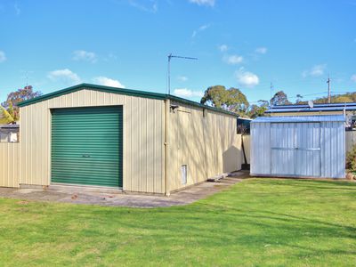 9 Emblen Street, Eden