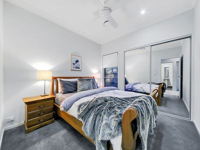 6 Thomson Place, Wakerley
