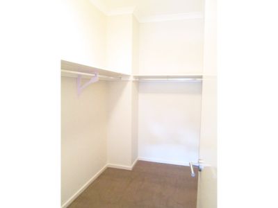 100 Creekward Drive, Connewarre