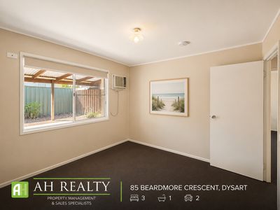 85  Beardmore Crescent, Dysart