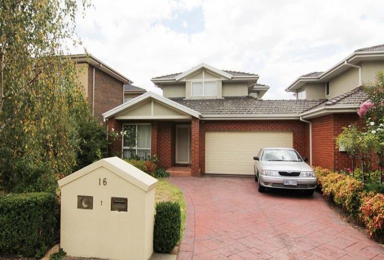 1 / 15 Charlotte Street, Glen Waverley