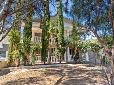 16 Vincent Avenue, Westminster