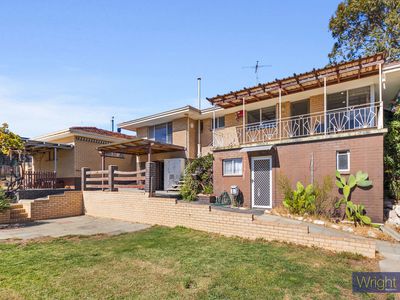 27 Stockdale Crescent, Wembley Downs