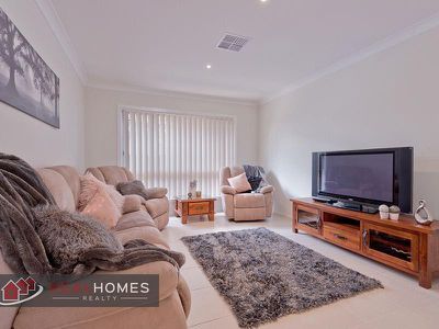 62 Bluestone Drive, Glenmore Park