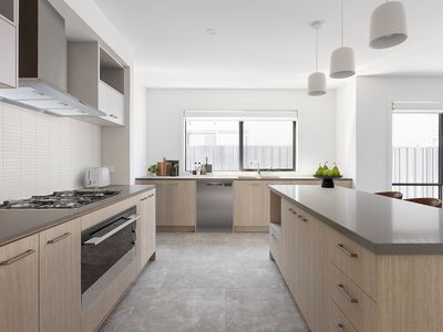 3 Falconer Court, Clyde North