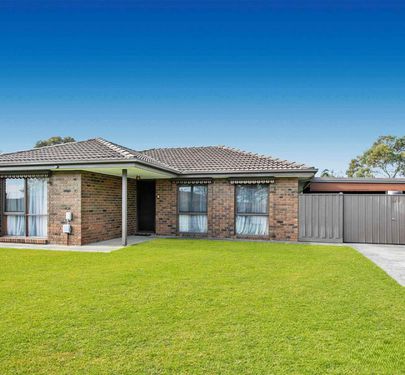 10 Todd Court, Cranbourne West