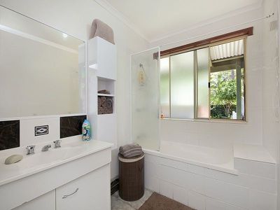 34 Pines Avenue, Cooroibah