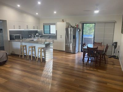 18-20 Premier Drive, Kingaroy