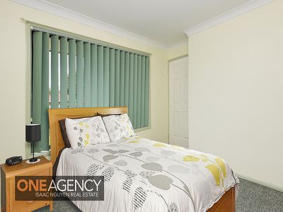 32 Cassowary Street, Doolandella