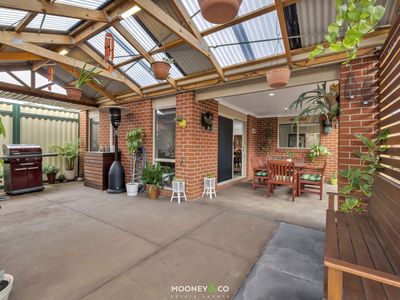 25 Brolin Terrace, Cranbourne North