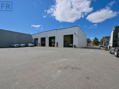 10 Merino Entrance, Cockburn Central