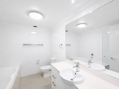 12 / 13 Potter St, Waterloo