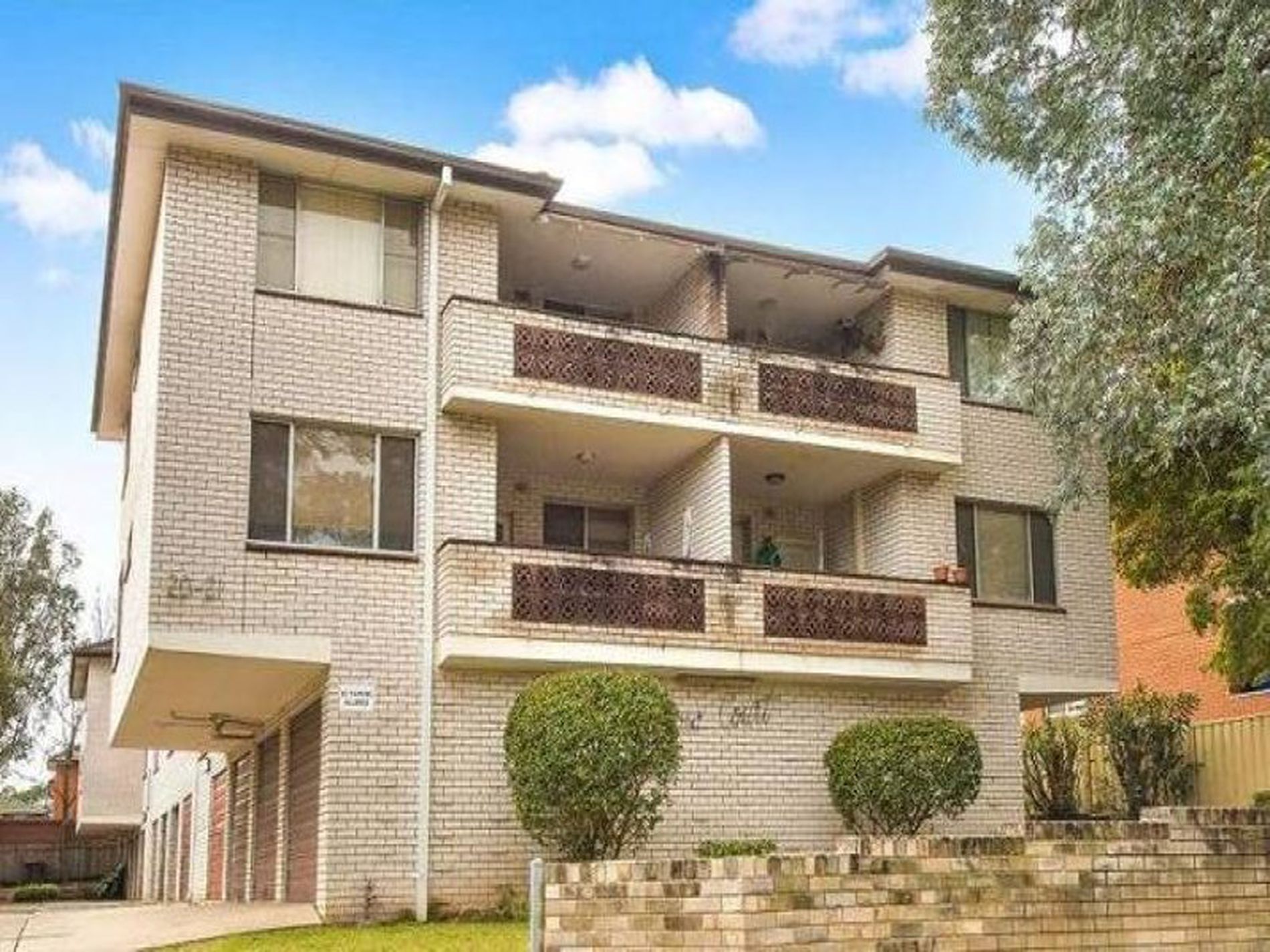 6 / 20 Clio Street, Wiley Park