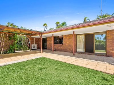 52 Ocean View Avenue, Mooloolaba