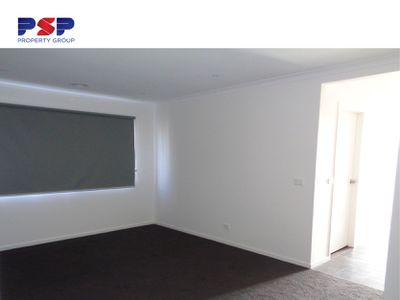 6 Chancellor Avenue, Werribee