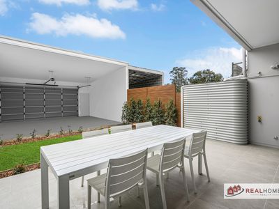 8 / 62 Bradley Street, Glenmore Park