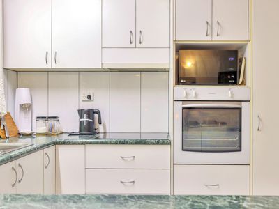 78 Batu Road, Herbert