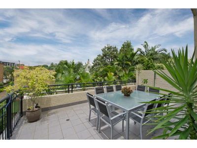 3 / 26 Maryvale Street, Toowong