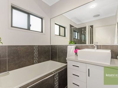 1 Harrier Court, Bushland Beach