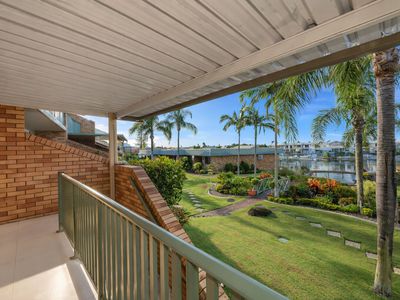 13 / 33-39 Hooker Boulevard, Broadbeach Waters