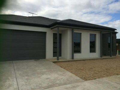 28 Pavo Street, Belmont