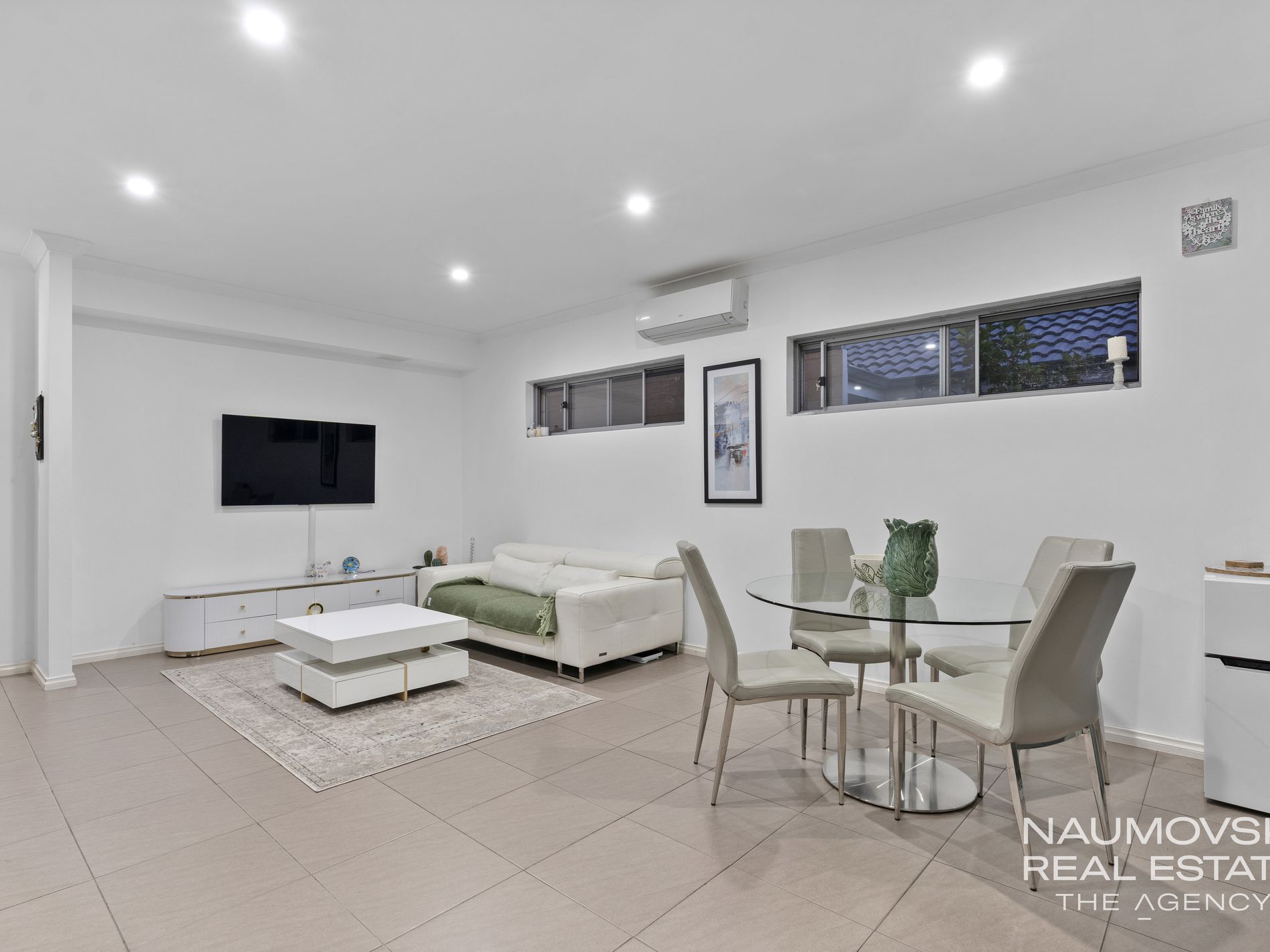 1 / 150 Ravenswood Drive, Nollamara