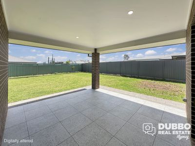 18 Cove Circuit, Dubbo
