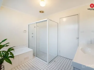 86 Lord Howe Drive, Hinchinbrook