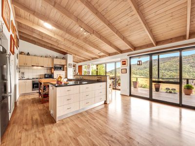 3852 Jingellic Road, Lankeys Creek